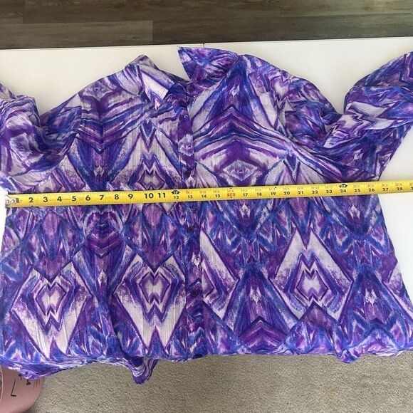 Basic Editions Purple Button Front Women’s 2X Geometric Print Lightweight Top - Picture 9 of 11